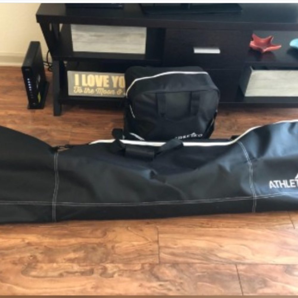 NEW Two-Piece Snowboard and Boot Bag Combo